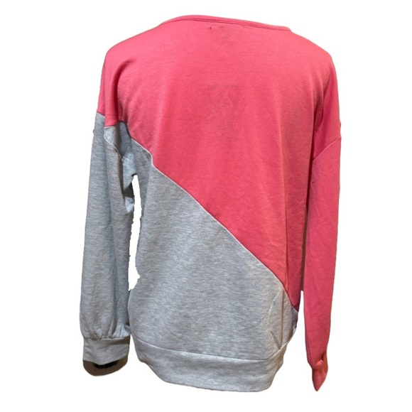 NWT Steve Madden Soft Sweatshirt Size M Gray Pink - Picture 2 of 4
